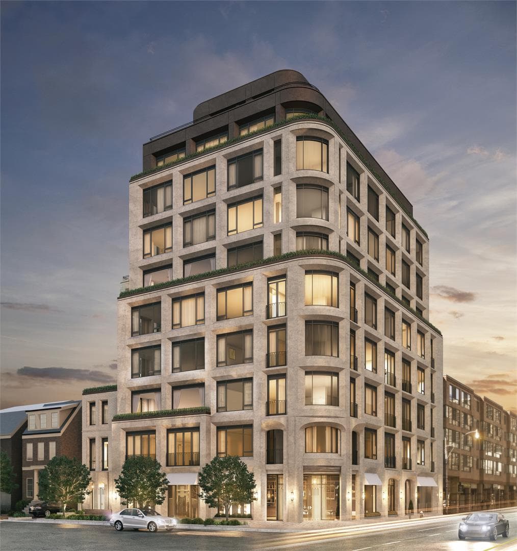 One Twenty Eight Hazelton Avenue Condos - Image 4