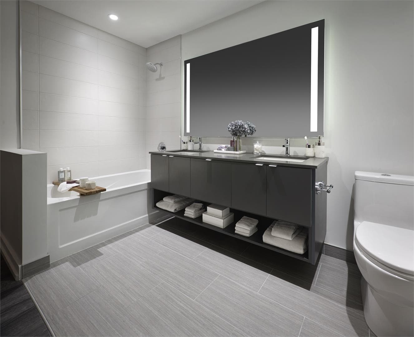 West Condominiums at Stationwest - Image 11