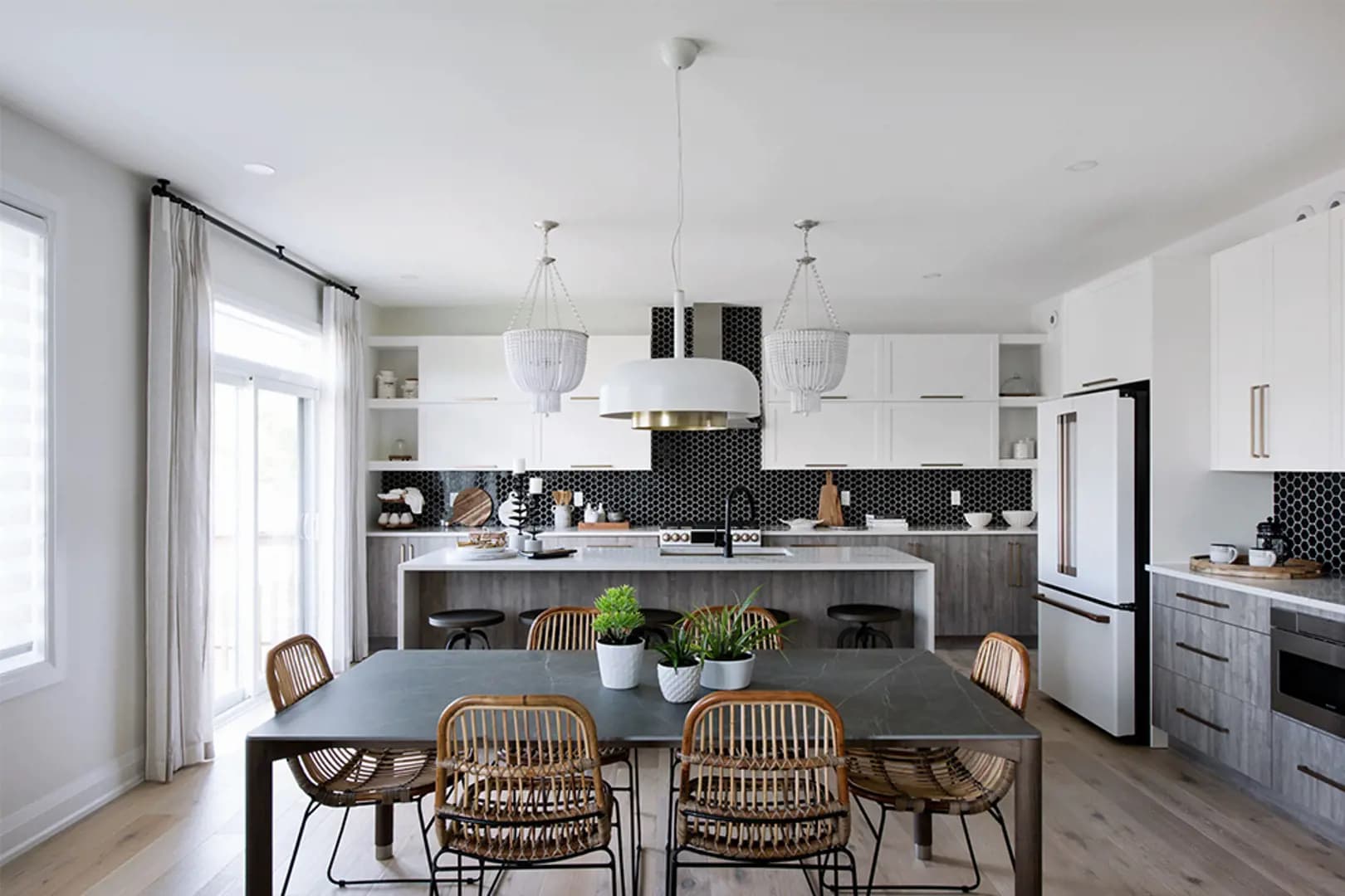 Mahogany Towns - Image 35